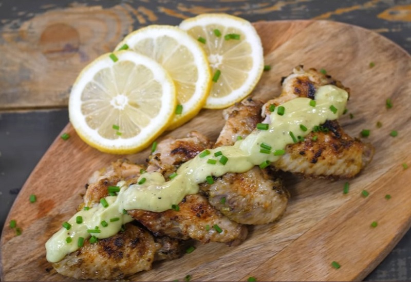 Avocado Sauce with Chicken