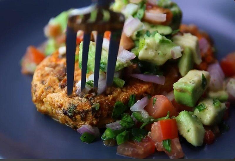 Healthy Chicken With Avocado recipe