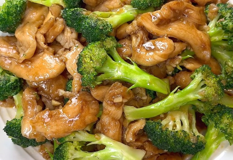 Chicken And Broccoli