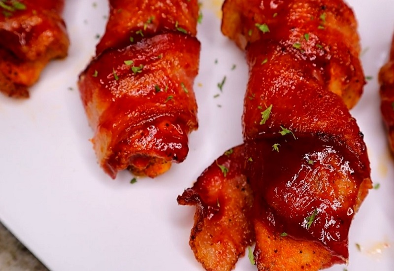 Chicken With Bacon and BBQ Sauce