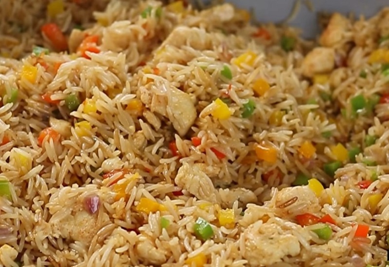 Chicken With Bell Peppers And Rice
