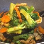 Chicken With Broccoli and Carrots