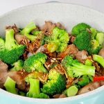 Chicken With Broccoli and Garlic Sauce