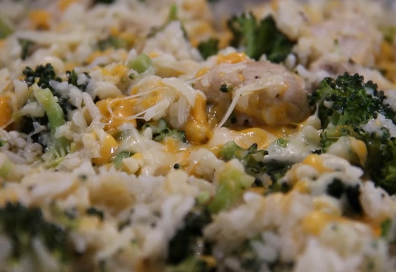 Chicken With Broccoli and Rice