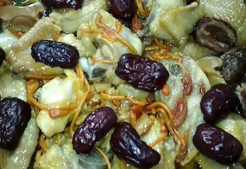 Chicken With Dates Recipe