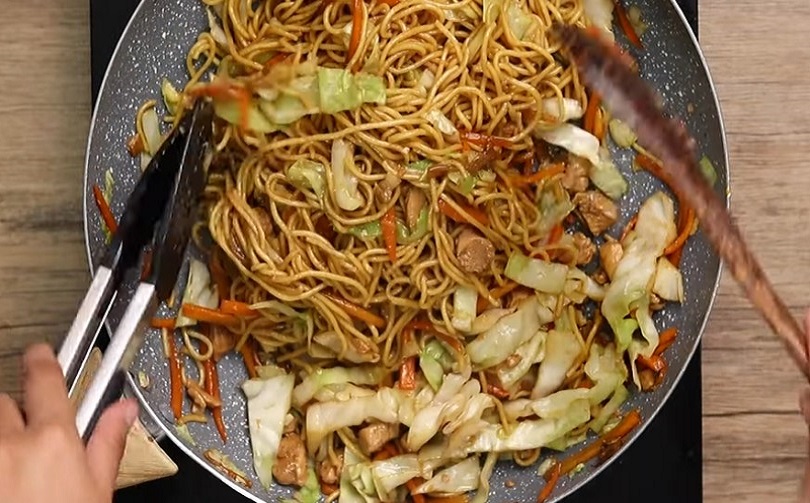 Chicken With Egg Noodles Recipe