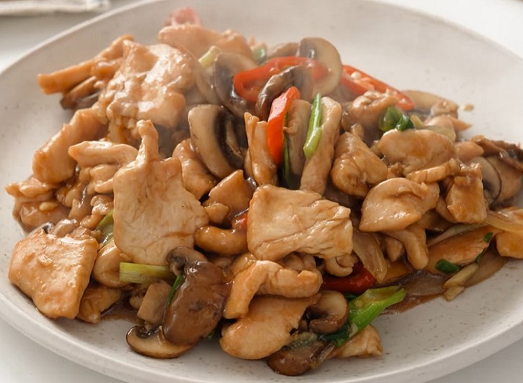 Chicken and Mushroom Stir Fry