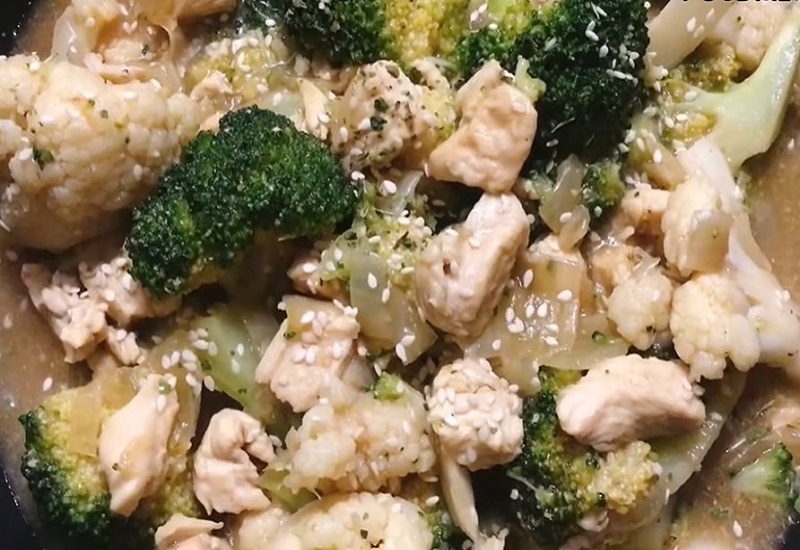 Chicken with Broccoli and Cauliflower Recipe