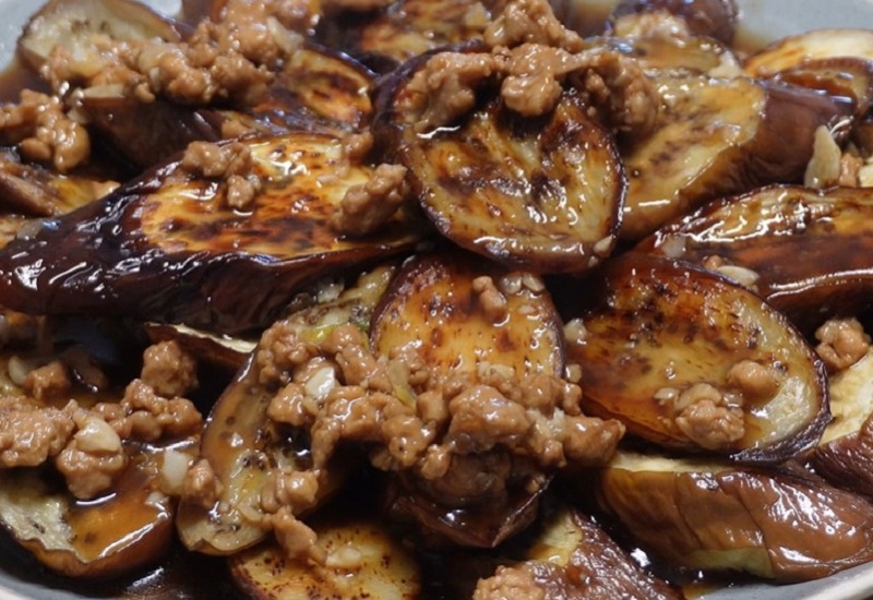 Chicken With Eggplant In Garlic Sauce