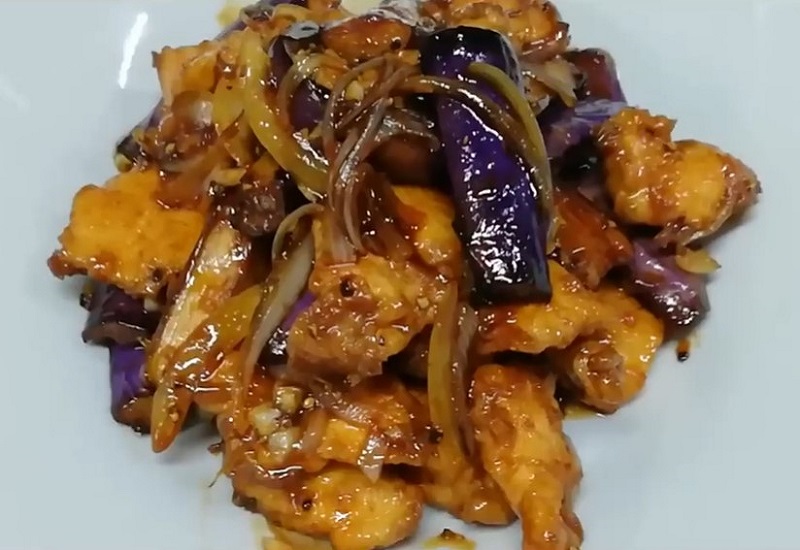 Chicken With Eggplant Recipe