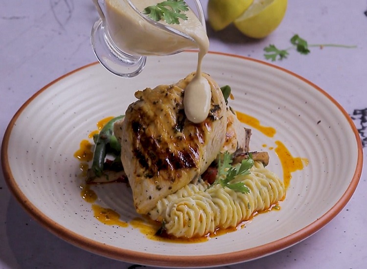 Chicken With Mashed Potatoes