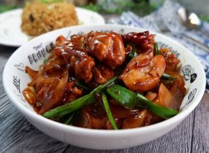 Chicken With Oyster Sauce Recipe [Savory Stir-Fry Magic] | Luna's ...