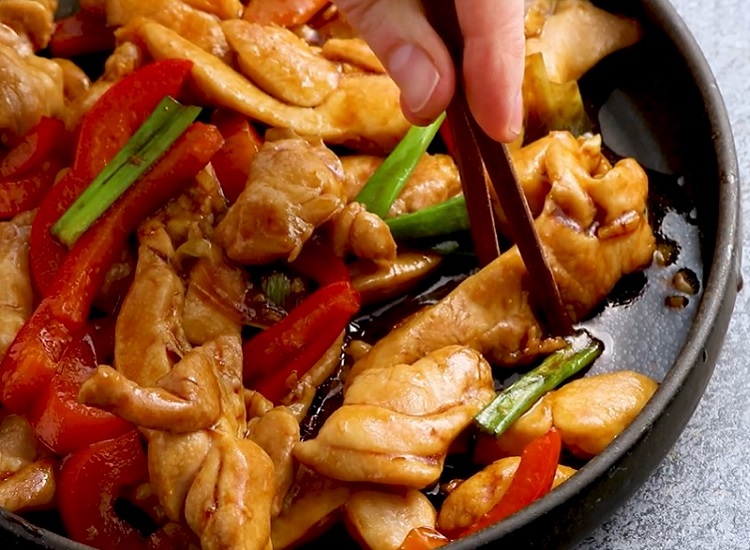 Chicken with Garlic Sauce