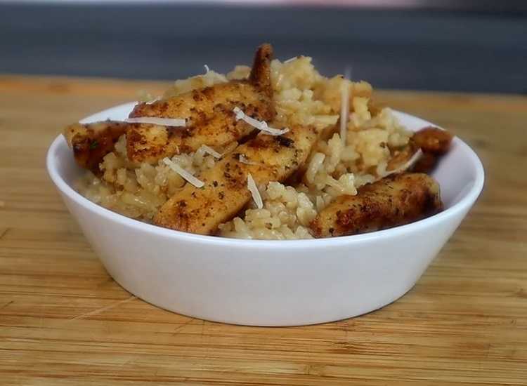 Garlic Parmesan Rice Takes This Chicken Scampi