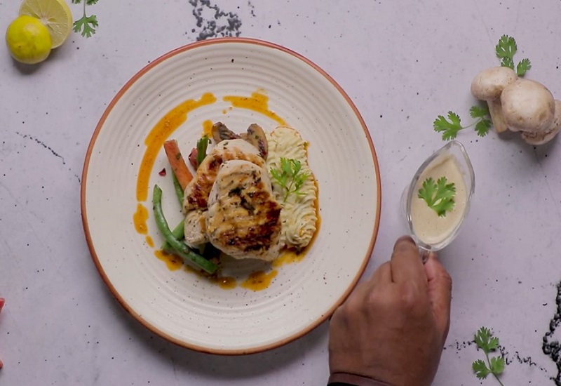 Grilled Chicken And Mashed Potato