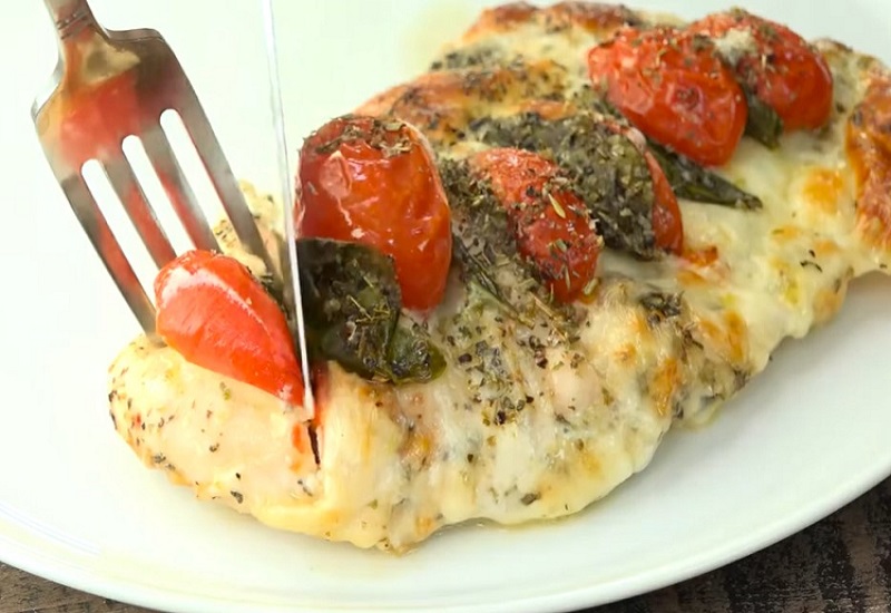 Chicken Stuffed with Mozzarella, Tomato and Basil