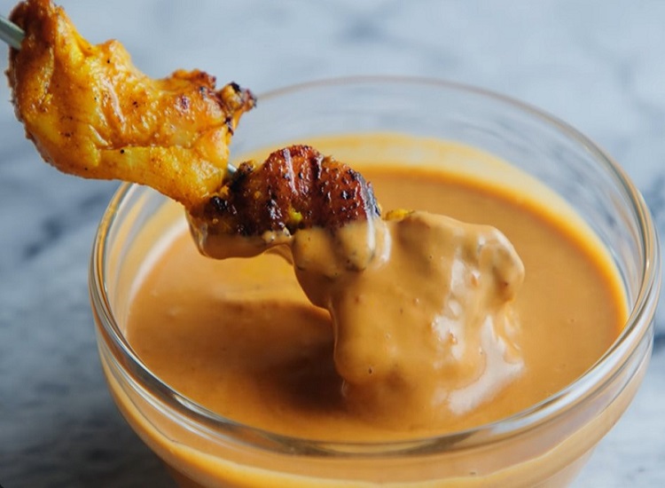 Chicken With Peanut Sauce