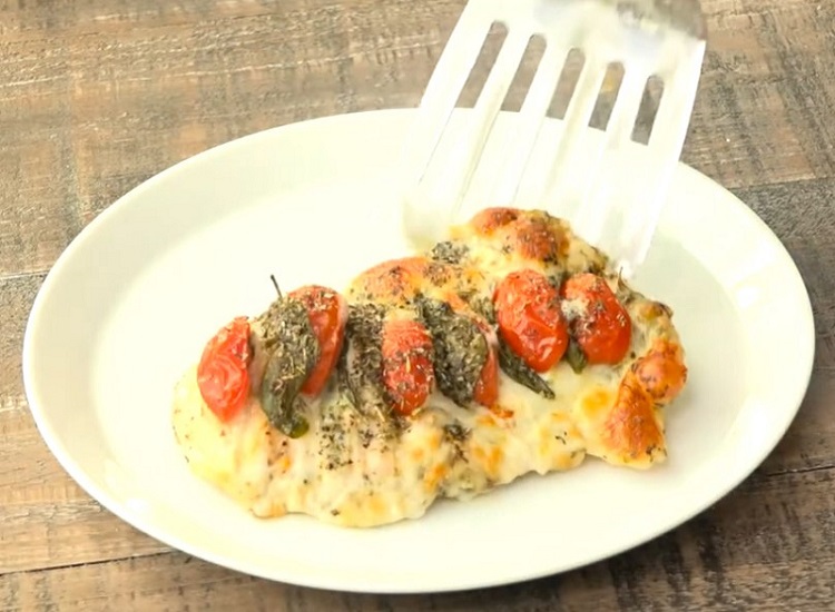 Chicken With Tomatoes And Mozzarella
