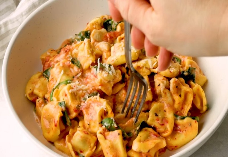 Chicken With Tortellini Recipe