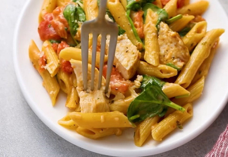 Creamy Chicken Penne Pasta