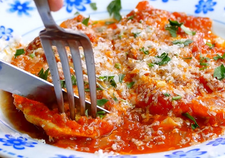 chicken breasts with TOMATO sauce