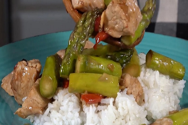 Asparagus Turkey Stir Fry