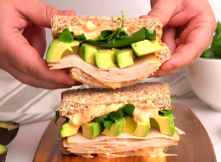 TURKEY AVOCADO SANDWICH Recipe
