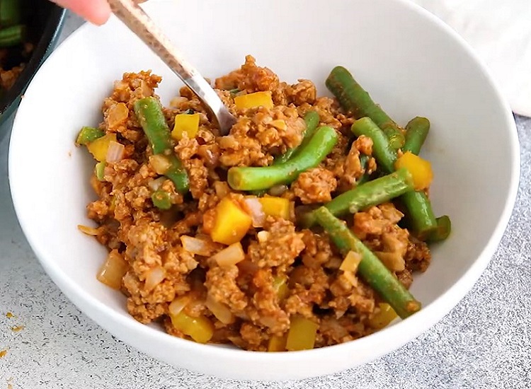 Turkey With Green Beans