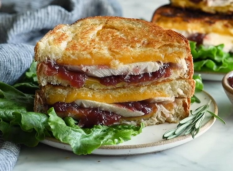Turkey Cranberry Sandwich