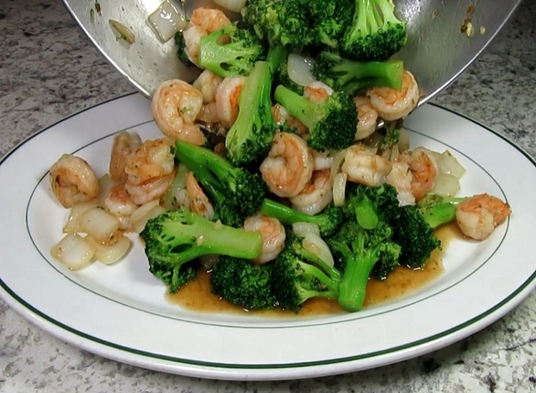 Chinese Shrimp and Broccoli Stir Fry