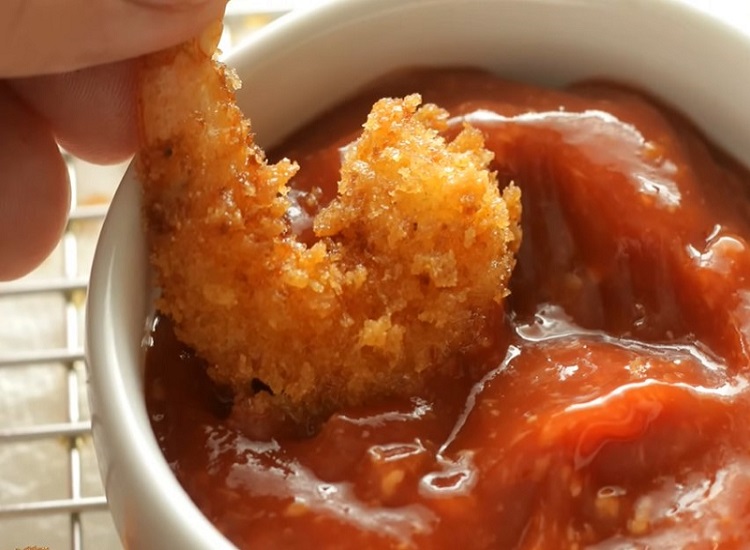 Crunchy Fried Shrimp with Bread Crumbs