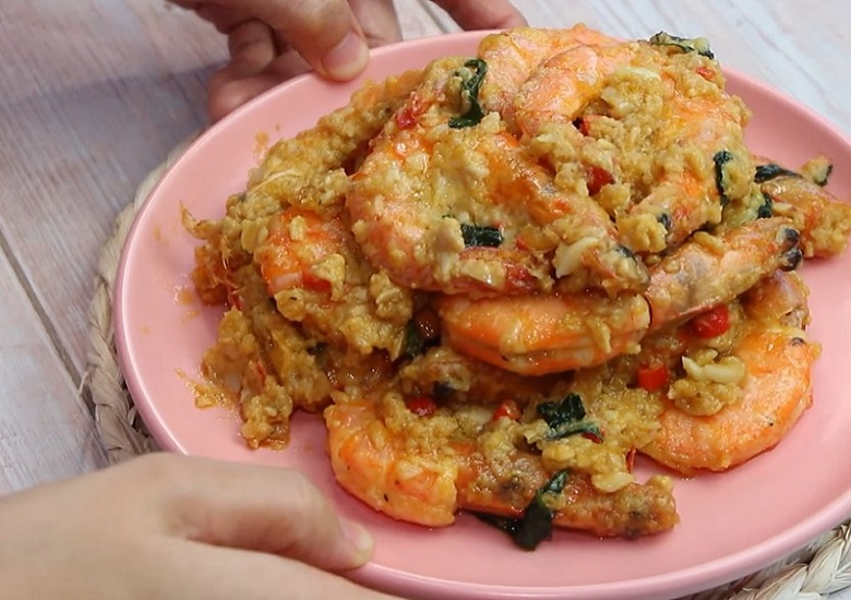 EGG YOLK PRAWN