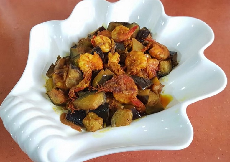 Shrimp and Eggplant curry